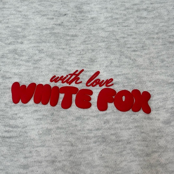 White Fox Cherry With Love In The Moment Hoodie Grey Marle - Picture 6 of 16